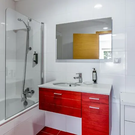 Luminous 2 Bdr W/pool By Lovelystay Apartamento