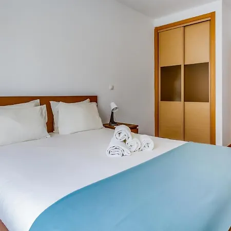 Luminous 2 Bdr W/pool By Lovelystay Apartamento Albufeira