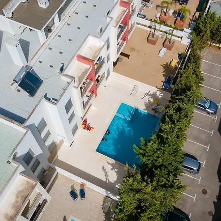 Apartamento Luminous 2 Bdr W/pool By Lovelystay Albufeira